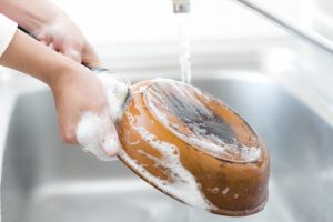 台所（キッチン）で濁りのある水が出たら！自分で対処できる？